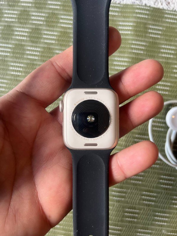 Apple Watch SE 40 2 поколения ремешок зарядка 3