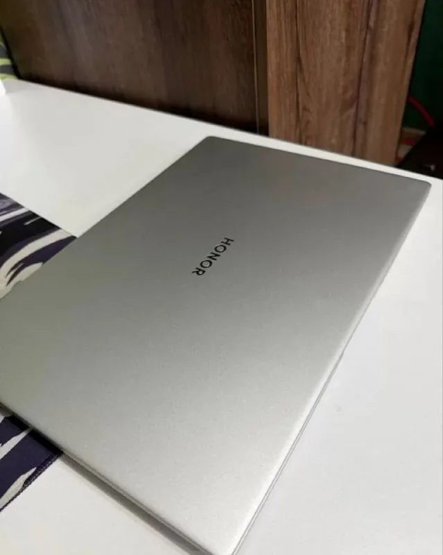 Honor ноутбук 1