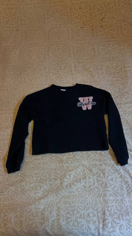 Кофта Zara, платья LC Waikiki, кофта Next, майка terranova, шорты Next, рубашка, куртка Stradivarius, купальник, кроссовки, Crocs