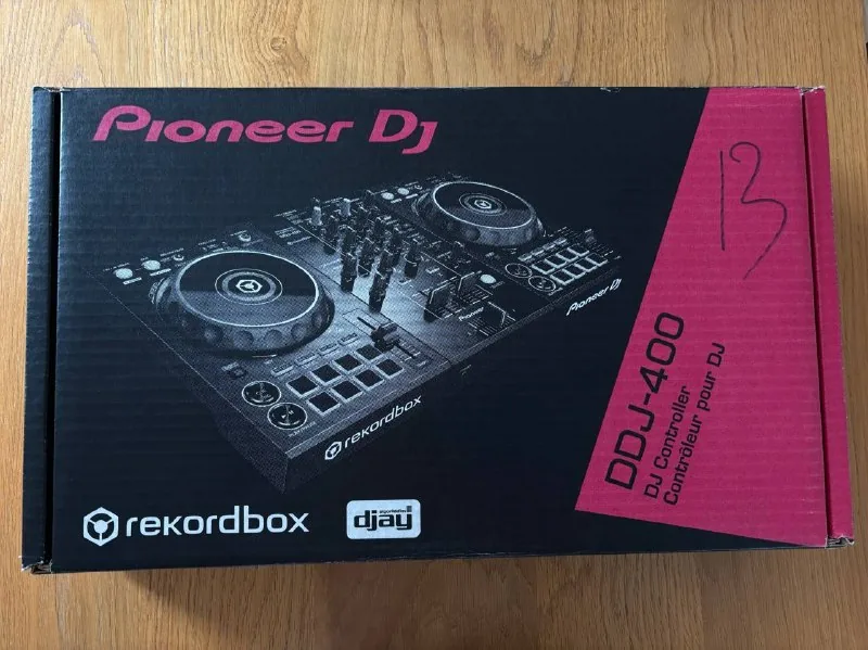 Диджейский контроллер Pioneer DDJ-400 1