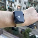 Apple Watch 4, 44mm 1
