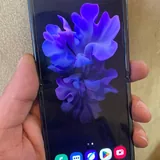 Samsung Galaxy Z Flip, ноутбук 3