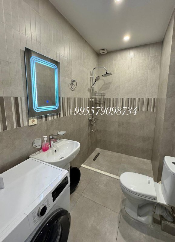 2х комнатная квартира с отдельной спальней в Батуми 8