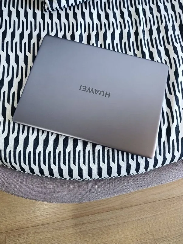 Huawei MateBook 14 4