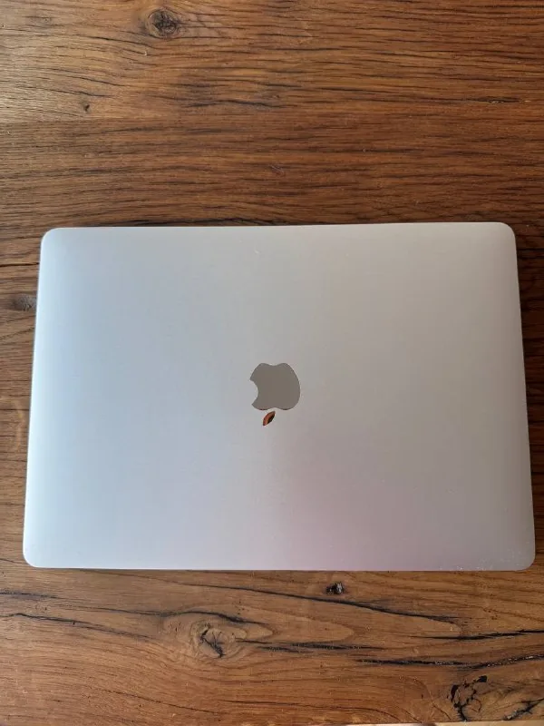 MacBook Pro M1 13-inch 1