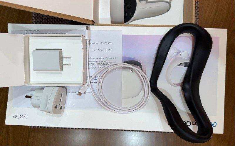 Oculus Meta Quest 2 VR шлем 256 GB с контроллерами 2