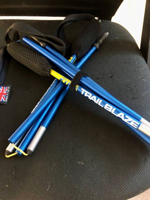 Беговые ультралегкие палки Mountain King Trail Blaze 2