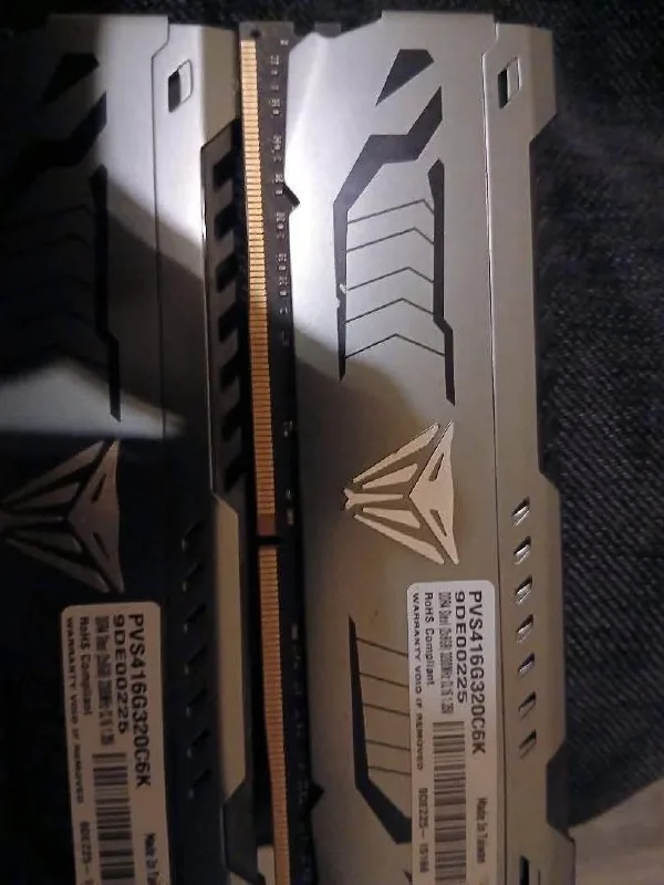 Оперативная память Patriot Viper DDR4 16GB