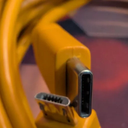 Кабель Tether Tools TetherPro USB-C на Micro-USB