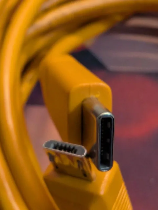 Кабель Tether Tools TetherPro USB-C на Micro-USB