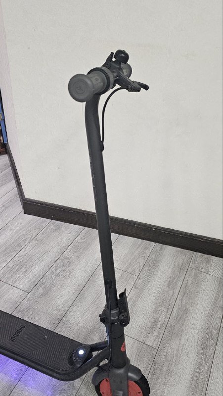 самокат Ninebot 3