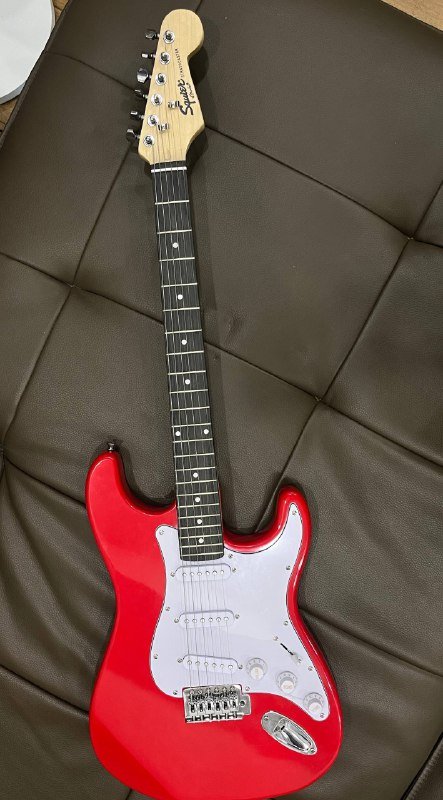 гитара squire stratocaster