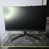 Lenovo Legion монитор 1