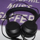 Компьютерные гарнитуры Corsair Void elite, Jabra Evolve2 40 8