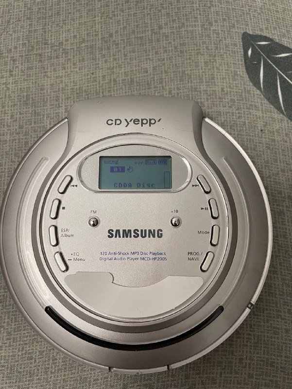 палетка теней Revolution, Benefit гель для бровей, бигуди, CD-плеер Samsung 6