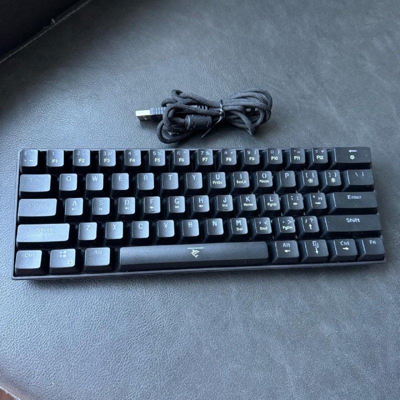 Игровая клавиатура WHITE SHARK, мышь FreeWolf X7