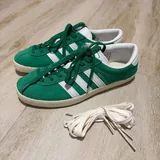 Женские кроссовки Adidas 1