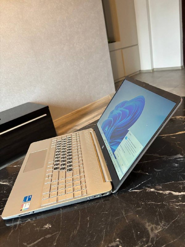 Ноутбук HP 15-dy4013dx 4