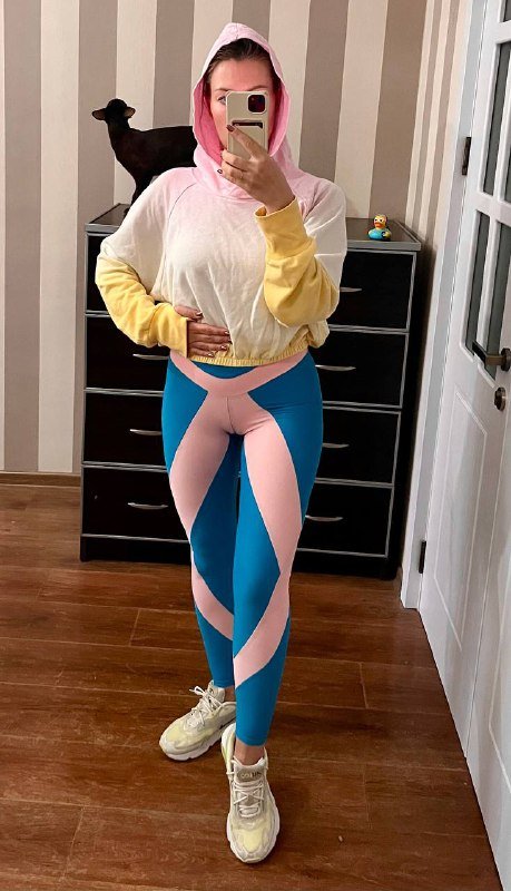 Худи Victoria secret, лосины Bona fide, шорты Bona fide