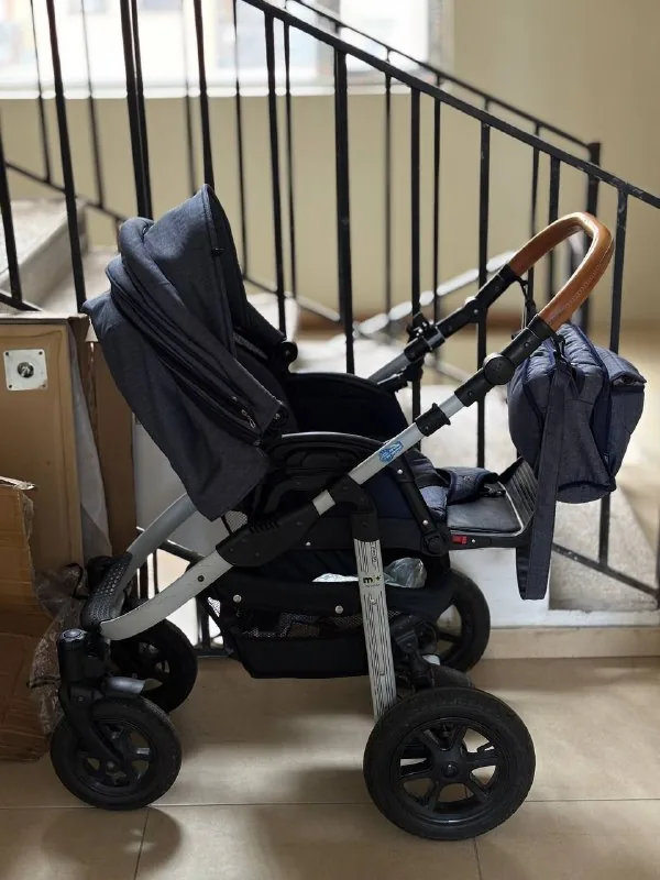 Коляска MyJunior 3 в 1 1