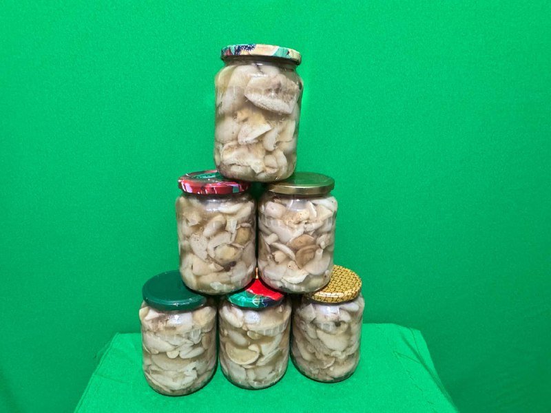 Маслята маринованные банка 720 грамм 2