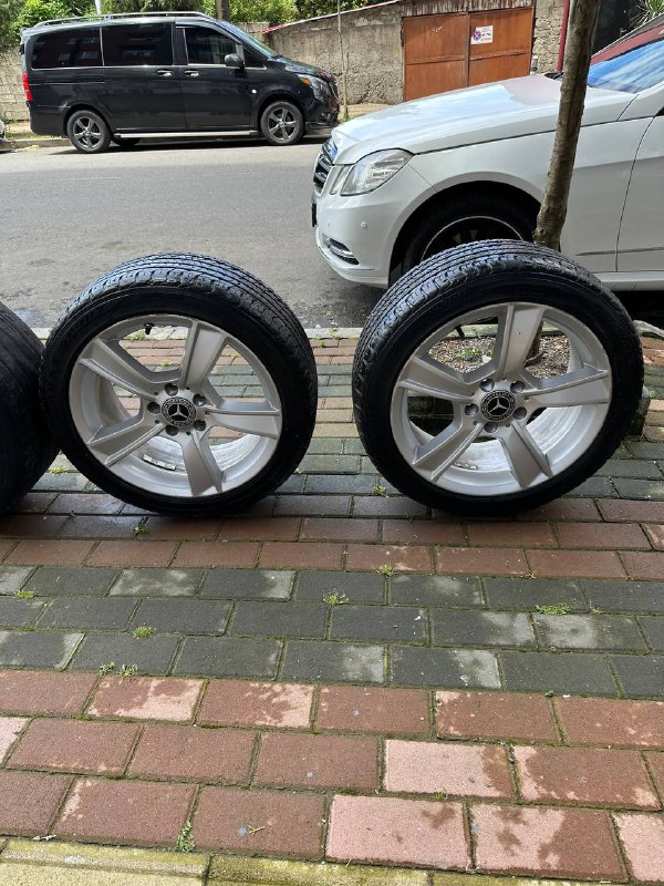 Диски с резиной Mercedes 3