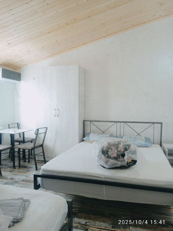 Номер в гостинице у Мерии в Кобулети на год 6