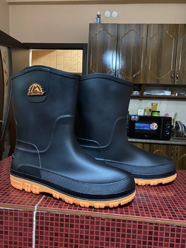 Мужские резиновые сапоги 45 размера