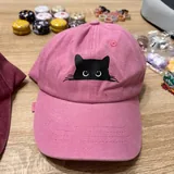 Matching caps (baseball caps) 2