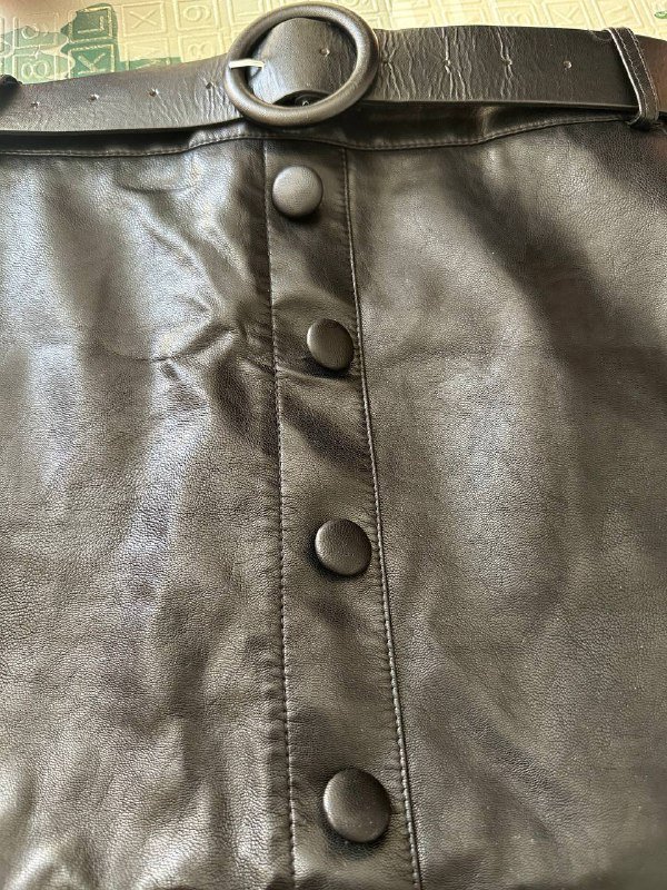 Юбка кожаная с поясом