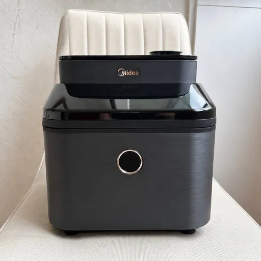 Аэрогриль Midea MF-CY75C с функцией JuicyLock