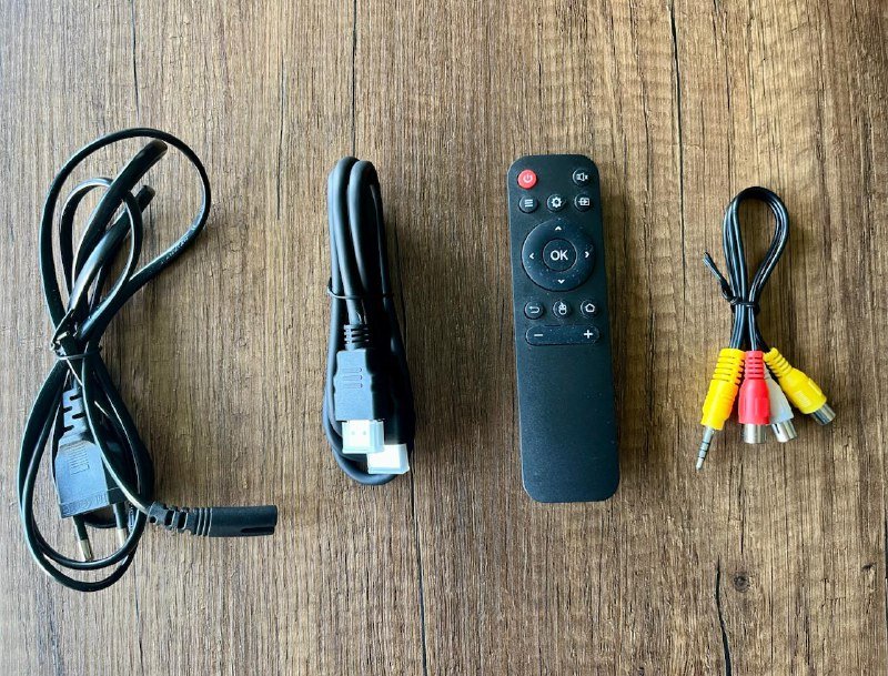 Мини проектор Lingbo T8 Max 5