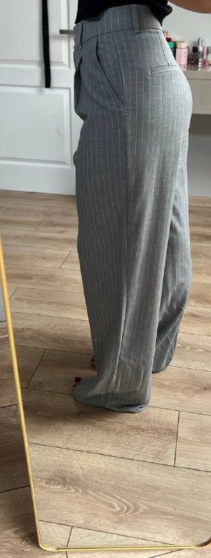 Брюки классические серые в полоску размер М 2