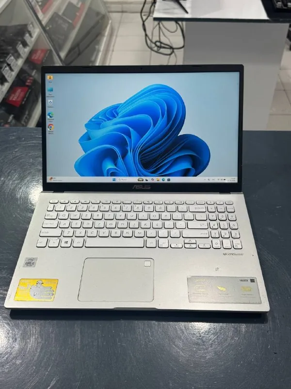 ASUS Vivobook 15 X509JA 1
