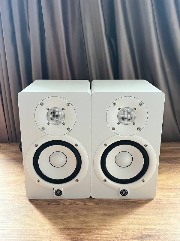 Студийные мониторы Yamaha HS5, Синтезатор Korg Microkorg