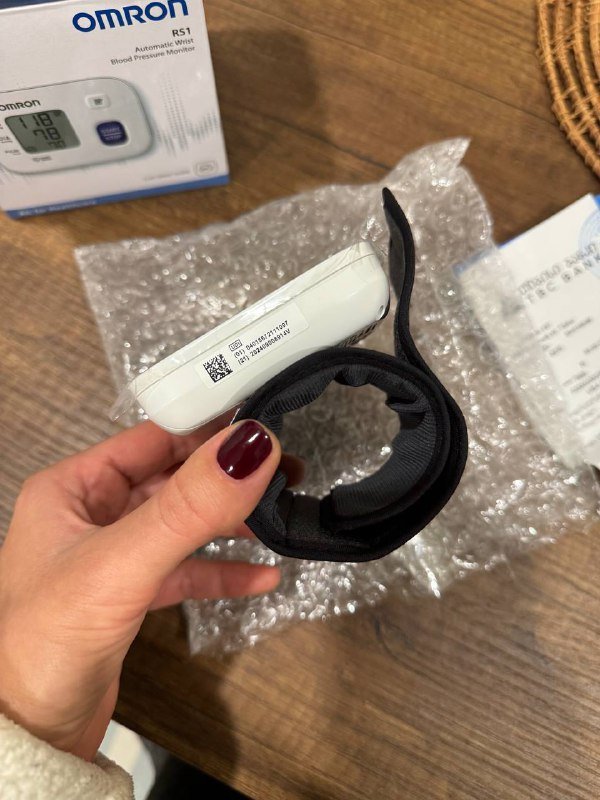 Тонометр Omron RS1 новый с гарантией 3