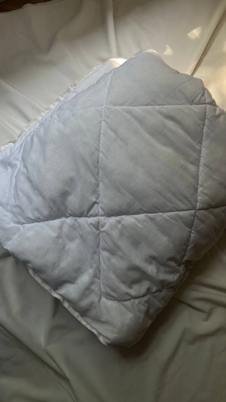 Вещи Zara и H&M, сумка, косметичка, одеяло, пледы 8