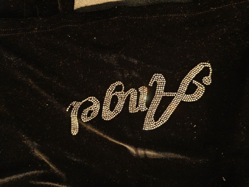 пиджак, штаны с карманами, штаны Виктория сикрет, серое худи, Адидас футболка, бархатный костюм