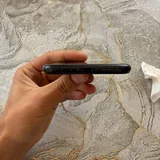 iPhone SE 128GB 2