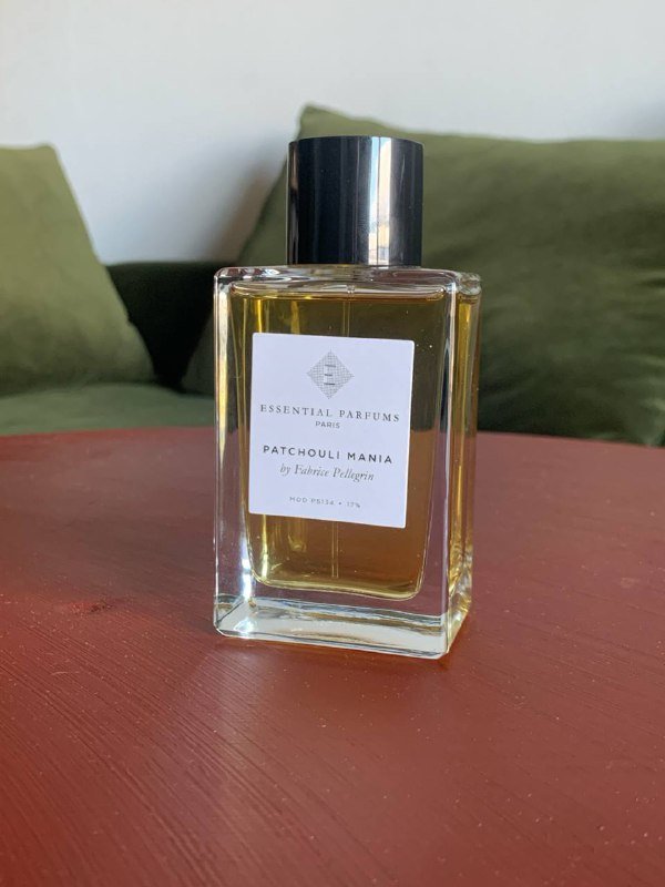 Orto Parisi Stercus, Essential Parfums Patchouli Mania 2