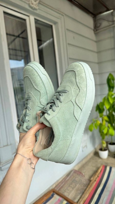 Кеды зеленые, сандалии серые, кеды Puma белые