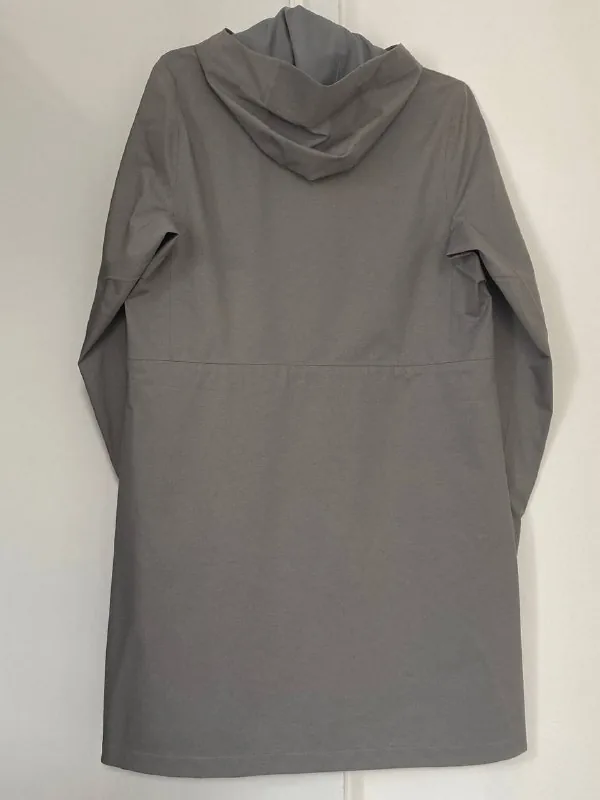 Плащ UNIQLO BlockTech 1