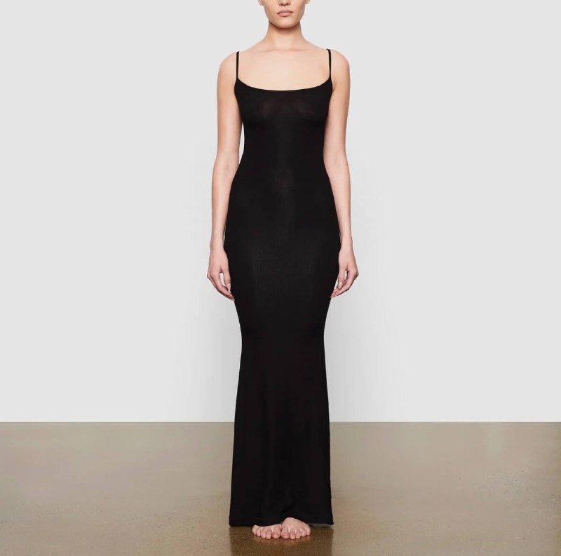 платье SKIMS новое XS