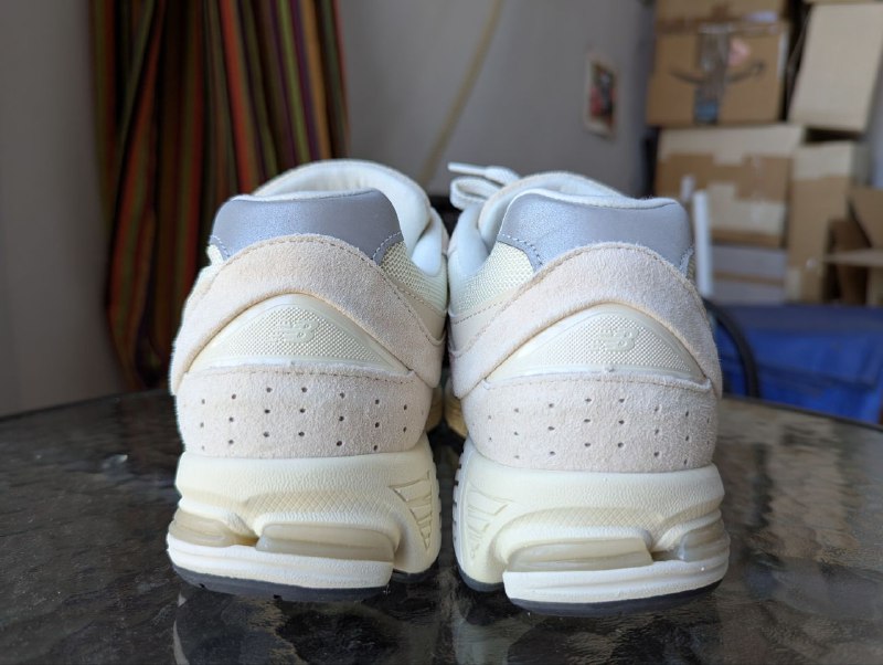 Кроссовки New Balance 2002 4