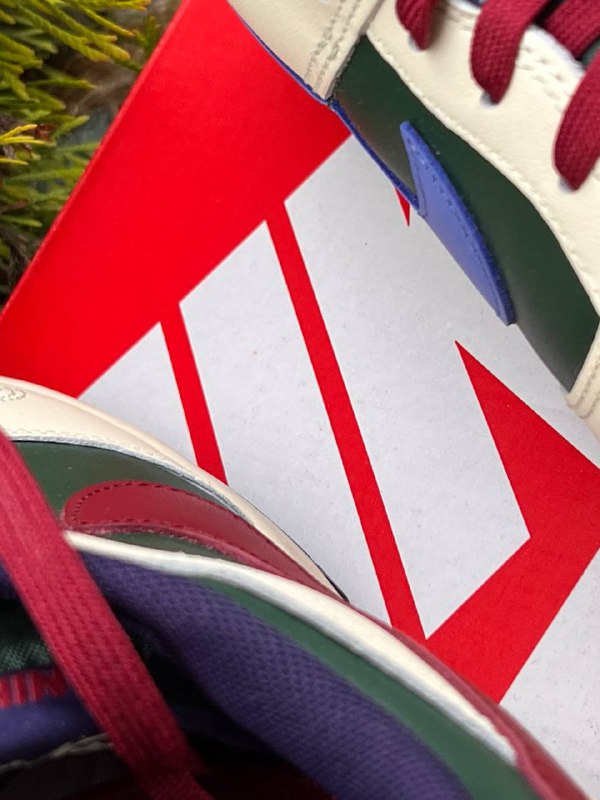 Кроссовки Nike эксклюзивные мужские 4