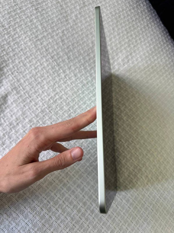 iPad Air 4 поколения 256 ГБ с чехлом 3