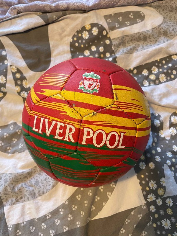 Футбольный мяч Liverpool