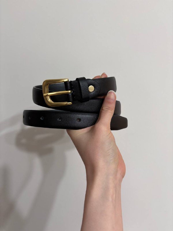 блузка Koton, женская футболка, футболка SHU, пиджак Bershka, ремень черный 3