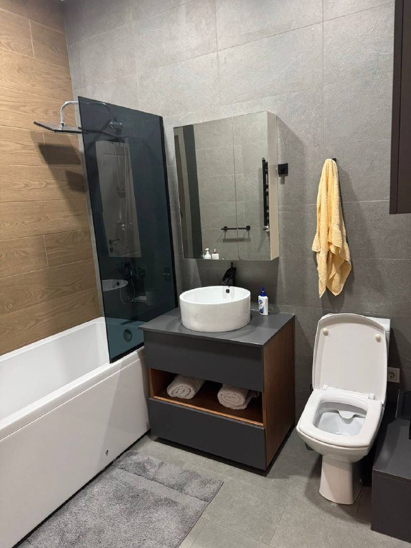 4-комнатная квартира в Ваке, ул. Кипшидзе 6