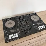 DJ-контроллер Native Instruments Traktor Kontrol S4 MK3 2